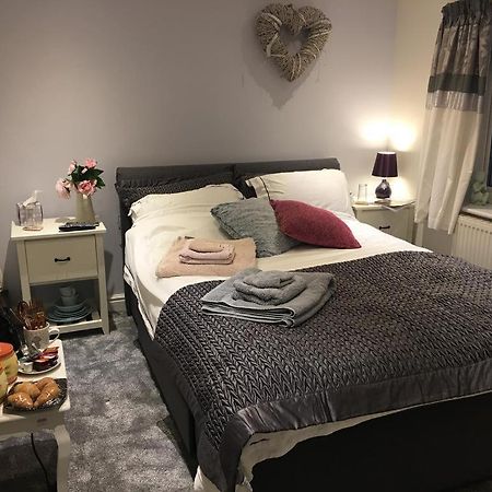 Bed and Breakfast Redwing Rise Royston  Exterior foto