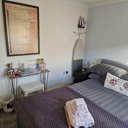 Bed and Breakfast Redwing Rise Royston  Exterior foto
